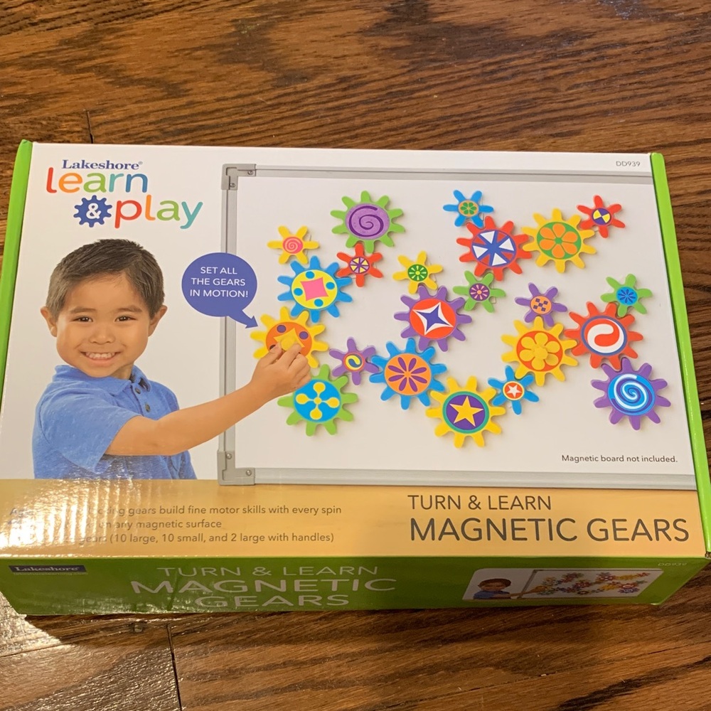 Lakeshore Colorful Magnetic Gear Set for Kids